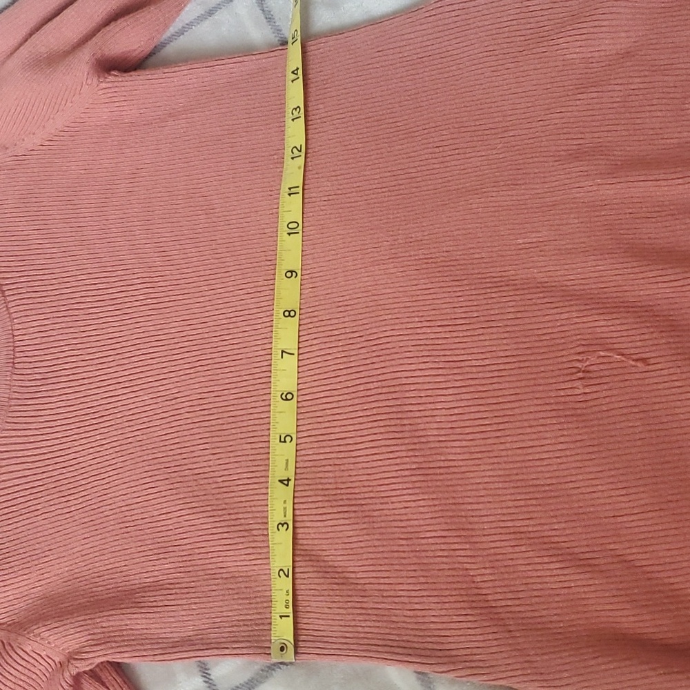 Open Back Sweater - Picture 6 of 7